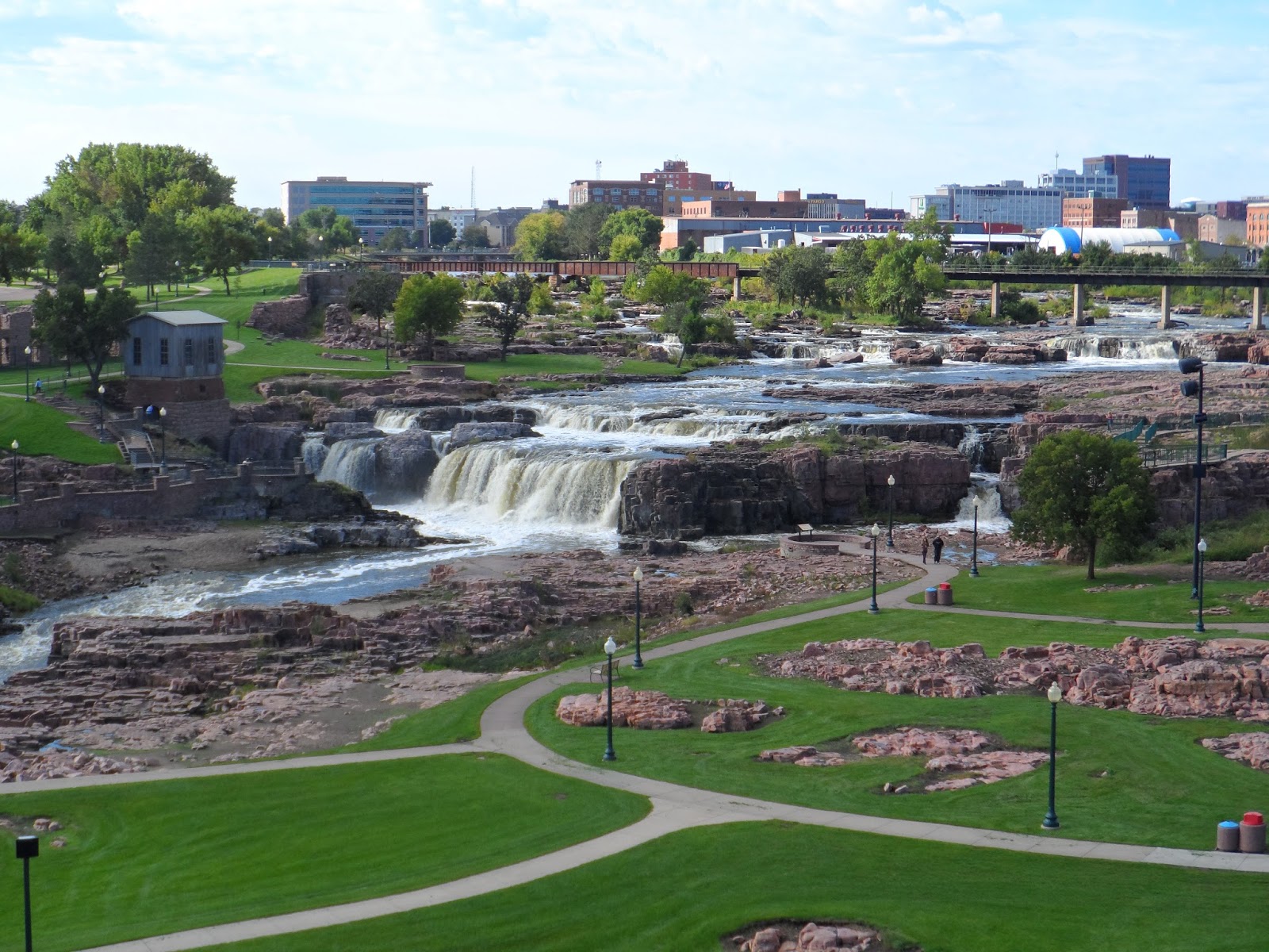 Commercial roof work in Sioux Falls, South Dakota